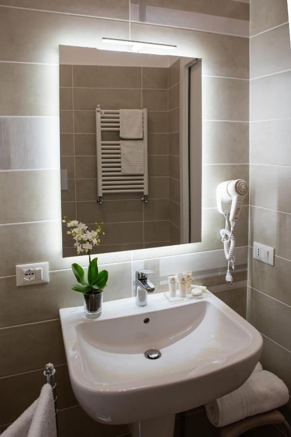 Porta Aragonese Luxury Rooms Palermo Ngoại thất bức ảnh