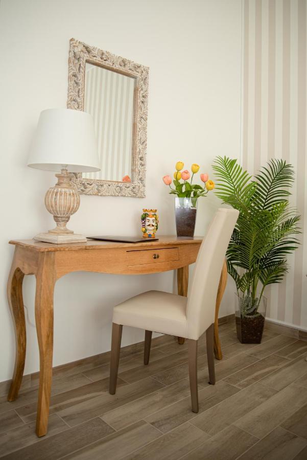 Porta Aragonese Luxury Rooms Palermo Ngoại thất bức ảnh