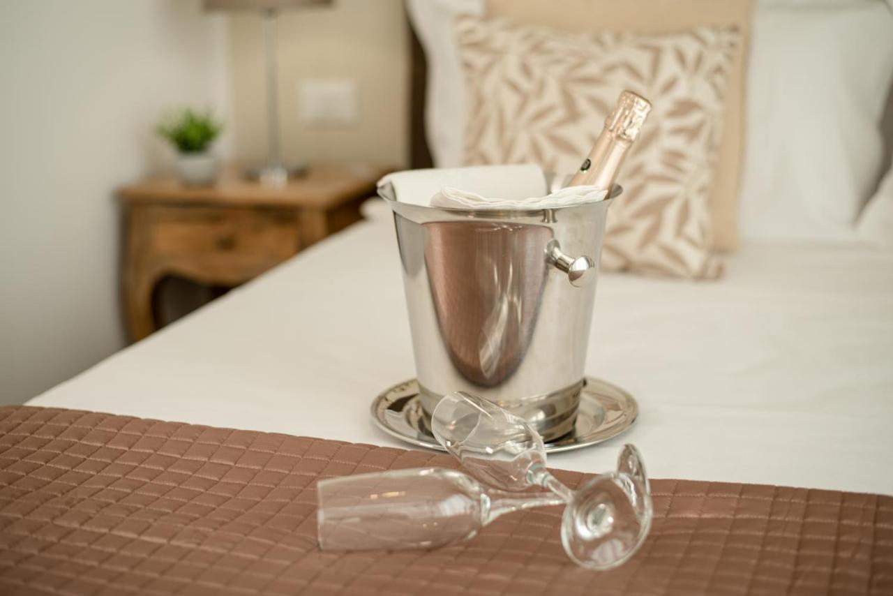 Porta Aragonese Luxury Rooms Palermo Ngoại thất bức ảnh